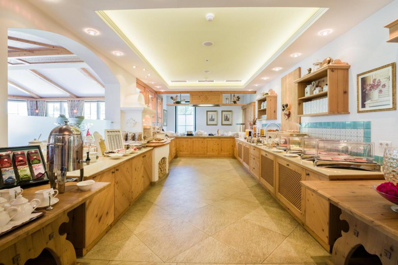 Hotel Alpenschloessl Sankt Johann im Pongau Extérieur photo